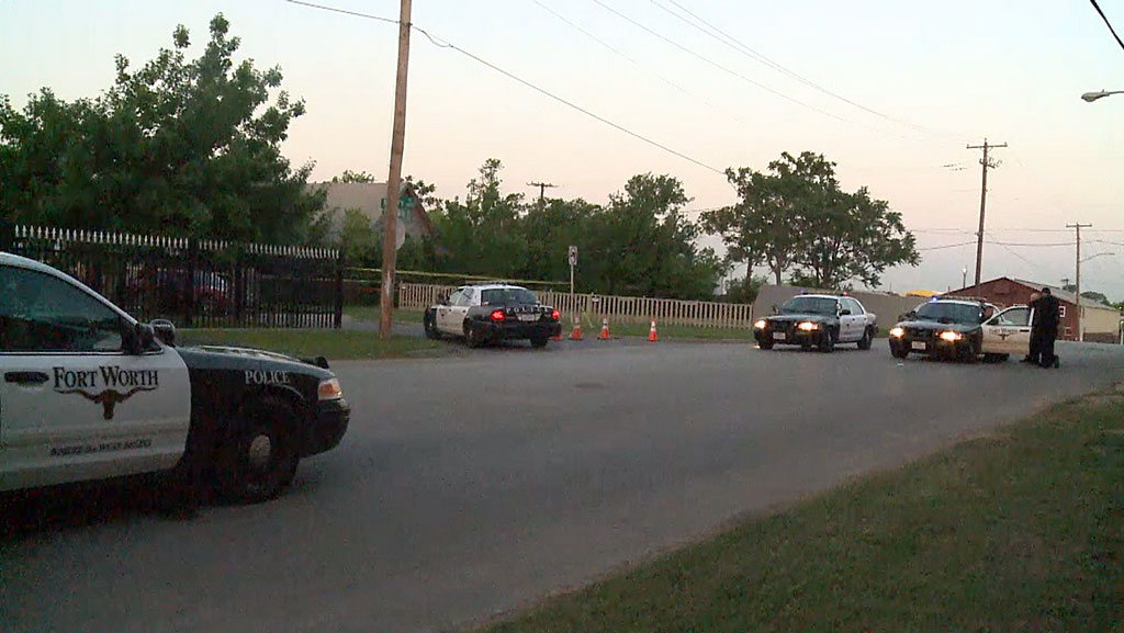 1 killed, 2 others injured after shots fired in Fort Worth neighborhood ...