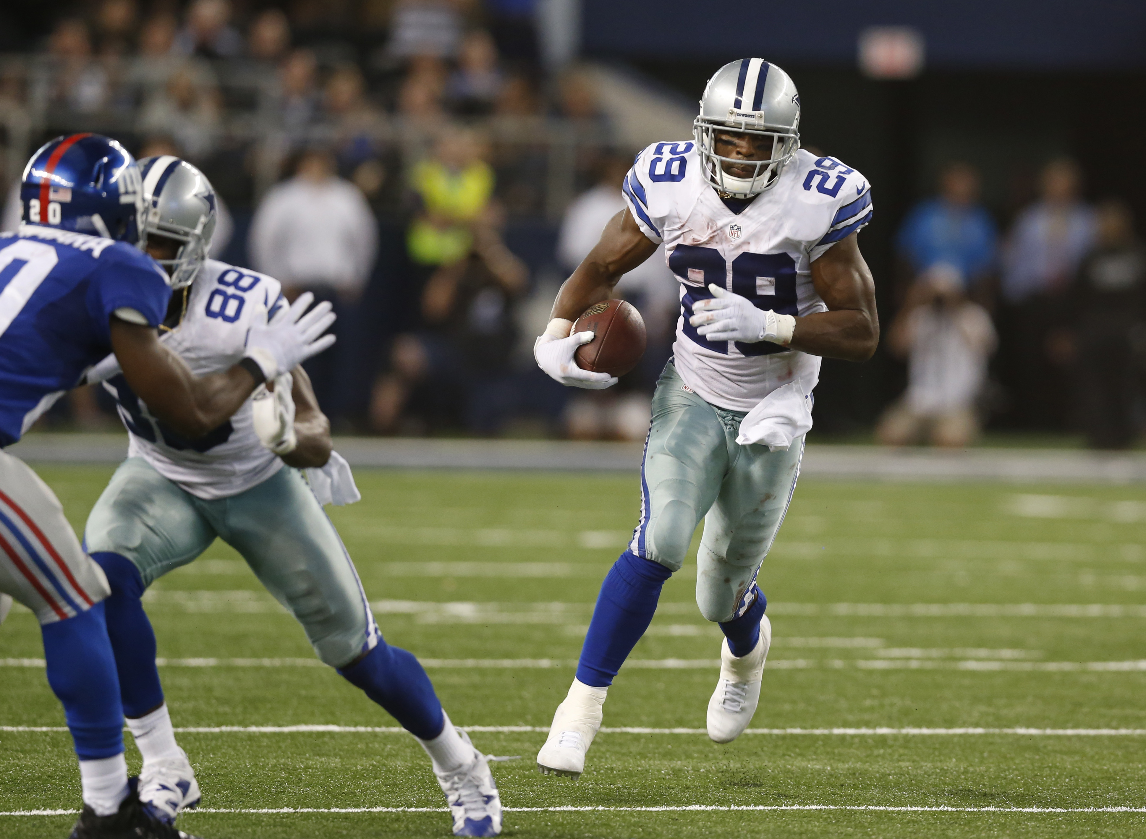 NFL: DeMarco Murray makes history as Dallas Cowboys beat New York