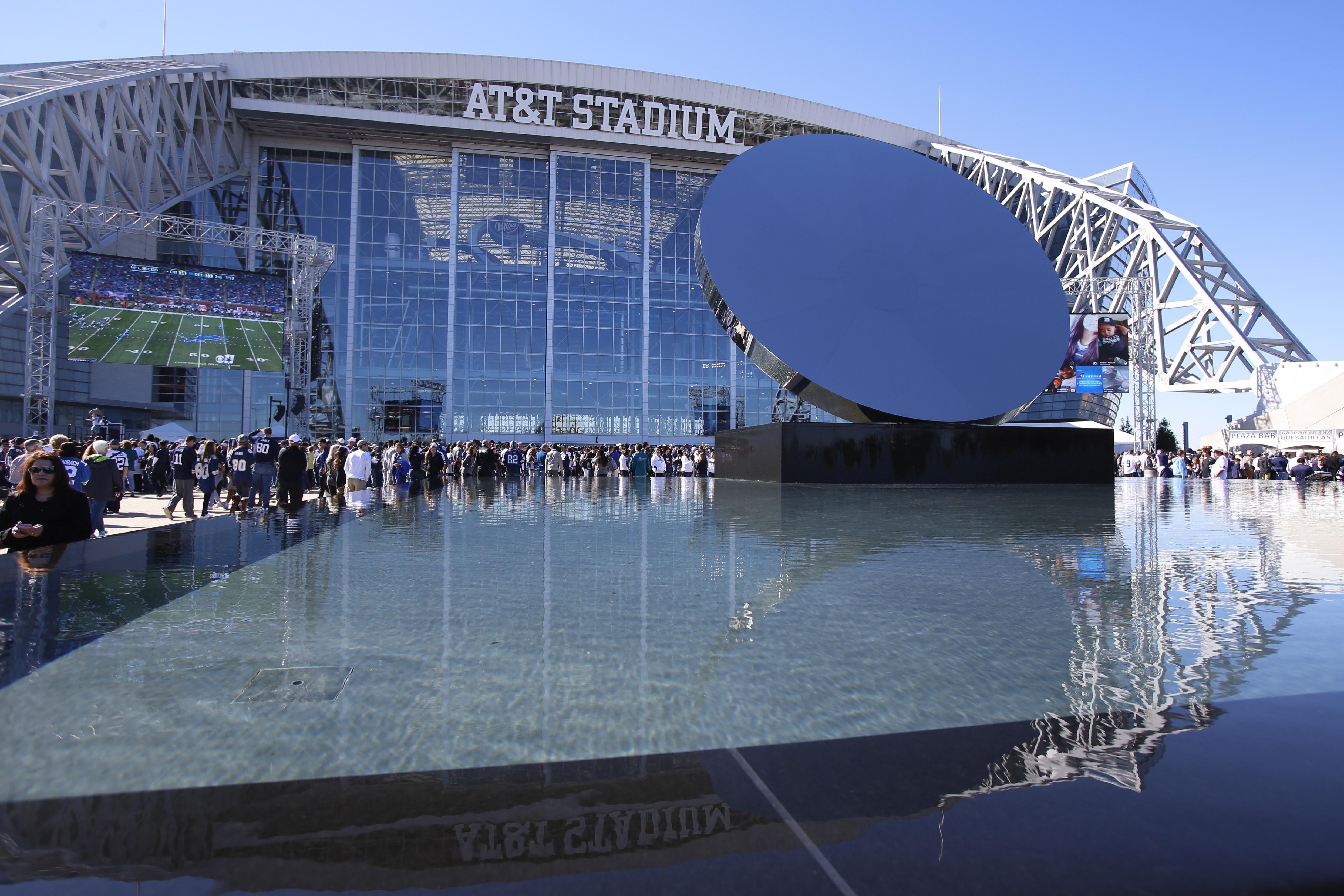 GREAT EATS HAWAII: ATT STADIUM - ARLINGTON, TEXAS