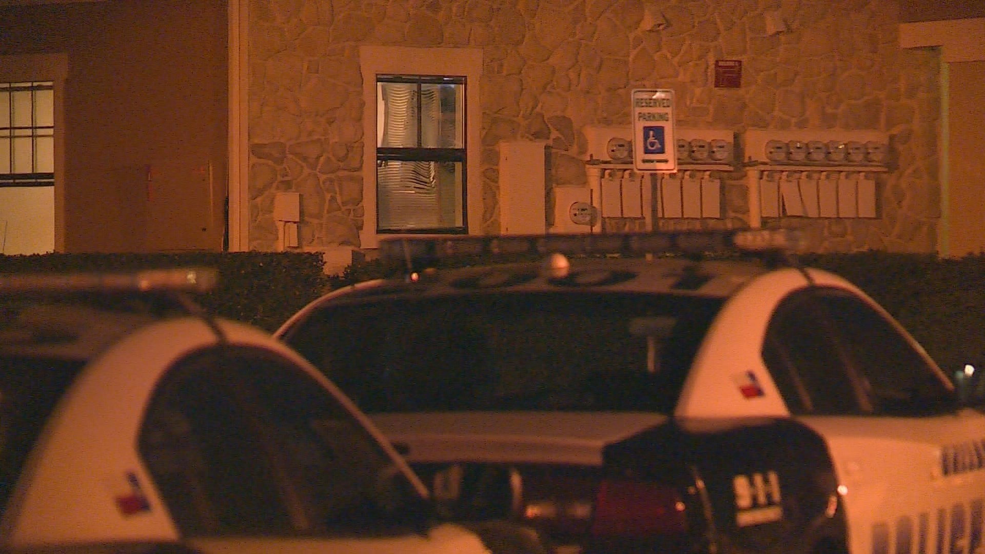 Woman, 65, found dead in Oak Cliff apartment fire