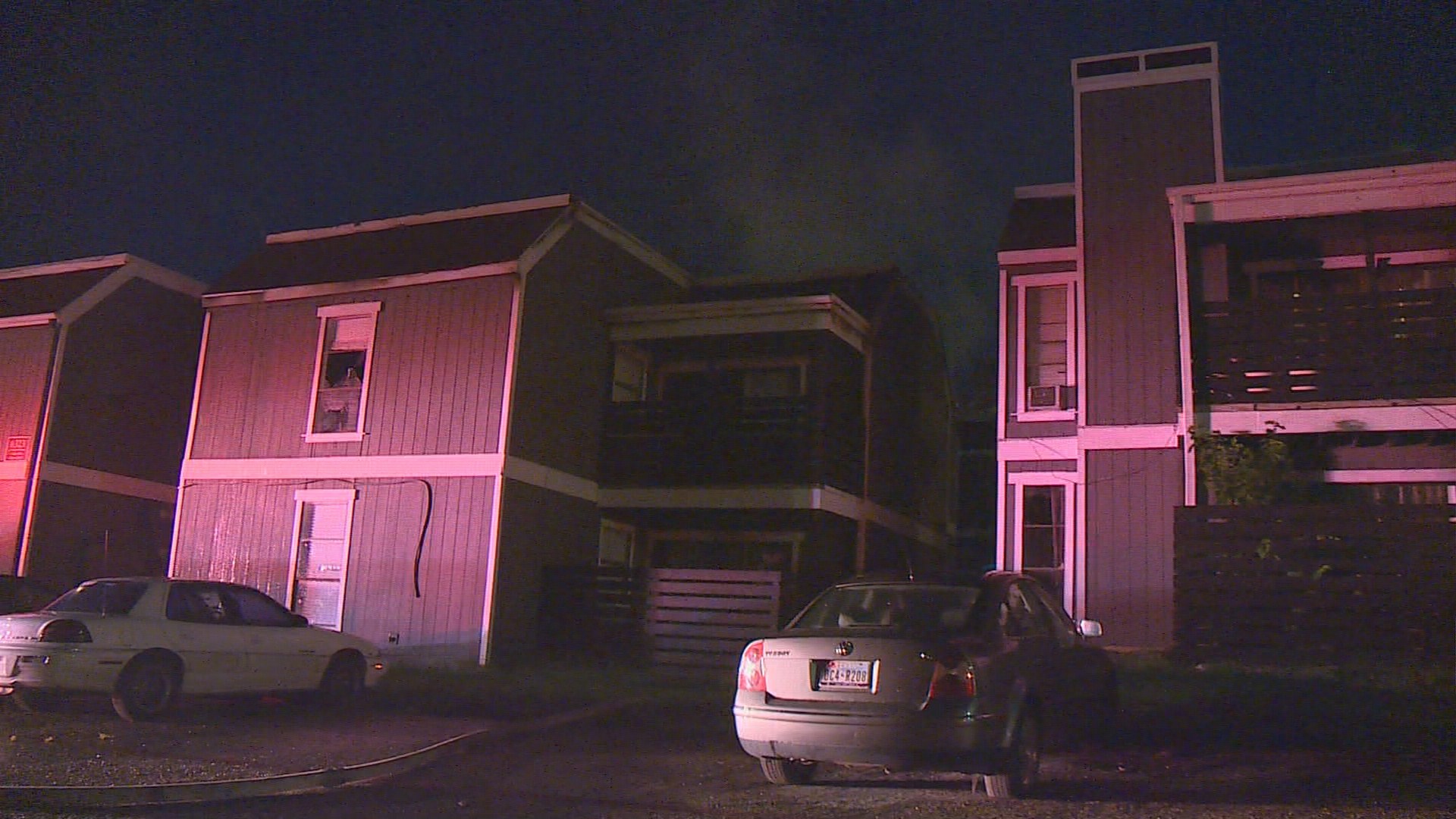 Fire damages three units at Northeast Dallas apartments | wfaa.com