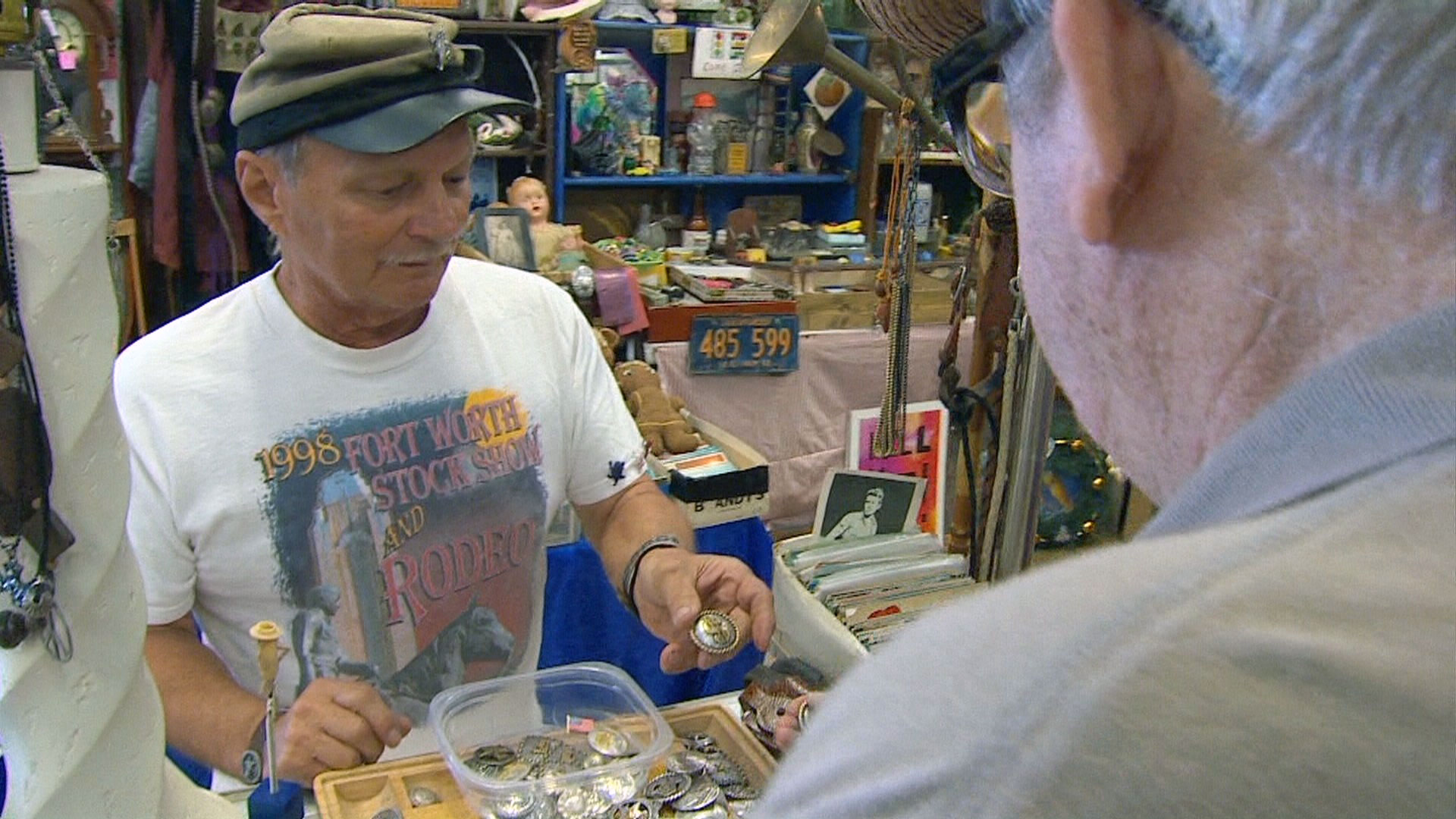 Cattle Barn Flea Market flourishes at new Ft. Worth home