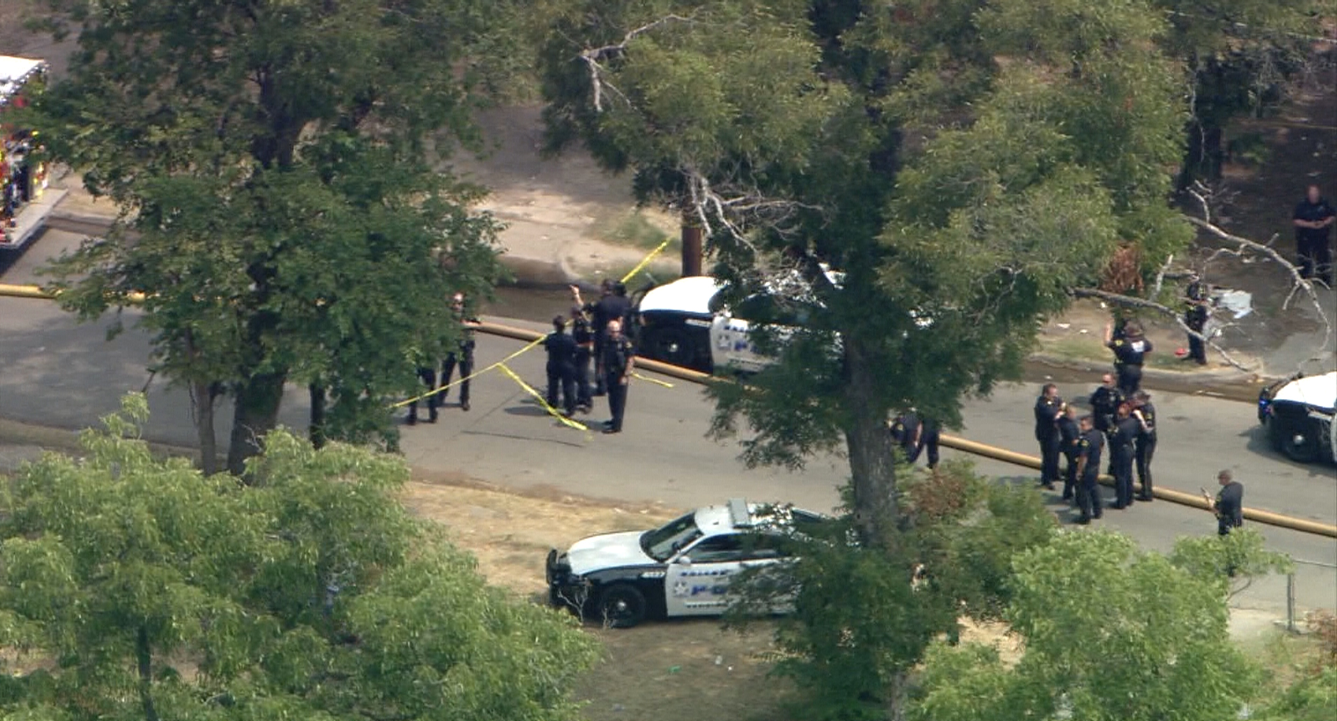 1 dead in officerinvolved shooting in Dallas