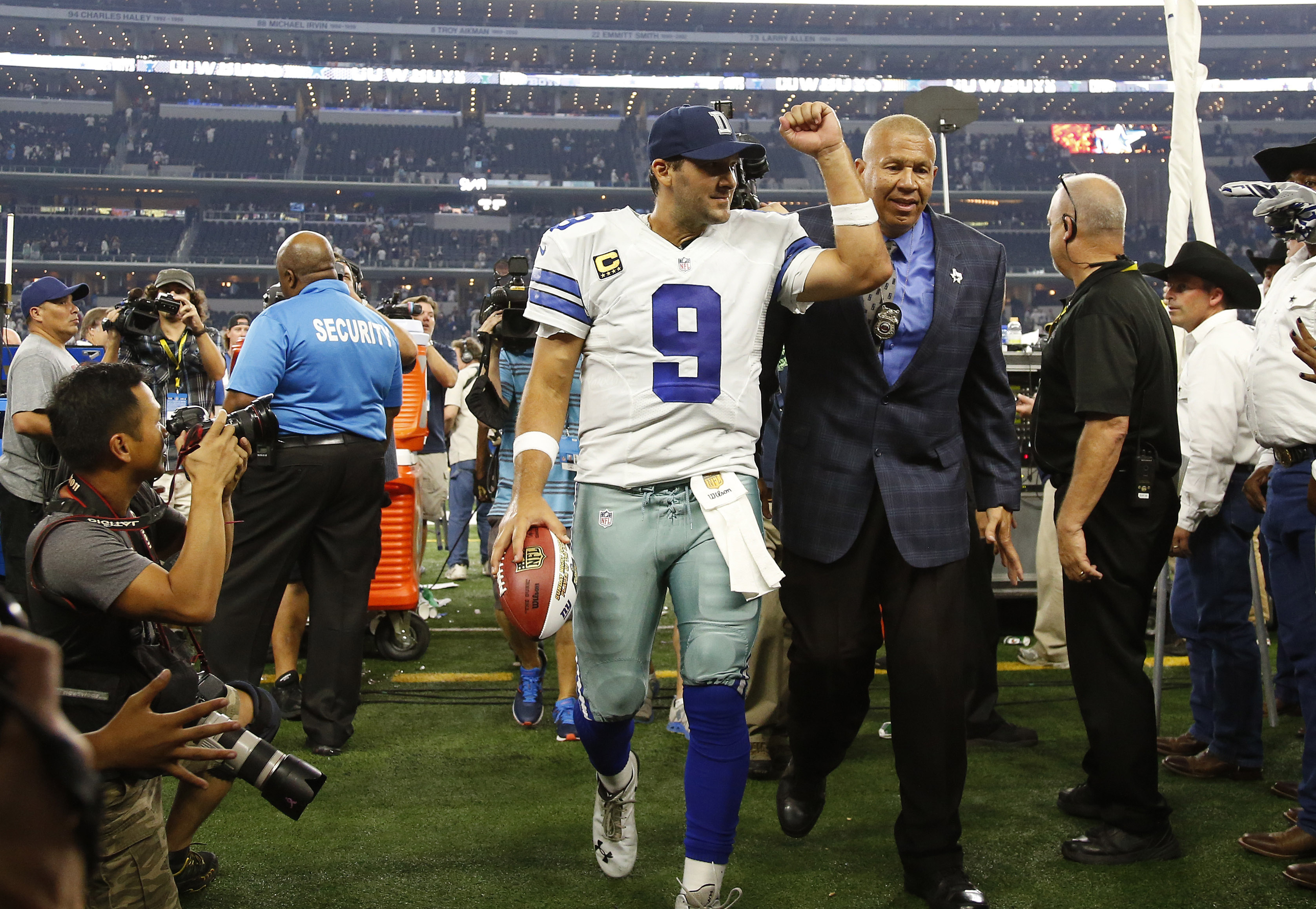 A Cowboy Life: Romo to Witten…Touchdown! Part 1