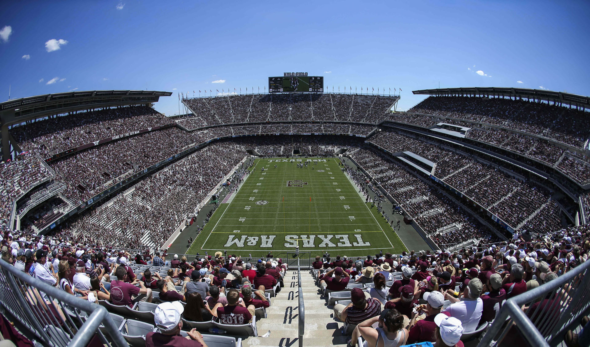 Sideline reporter for Texas A&M-Alabama told Kyle Field can get