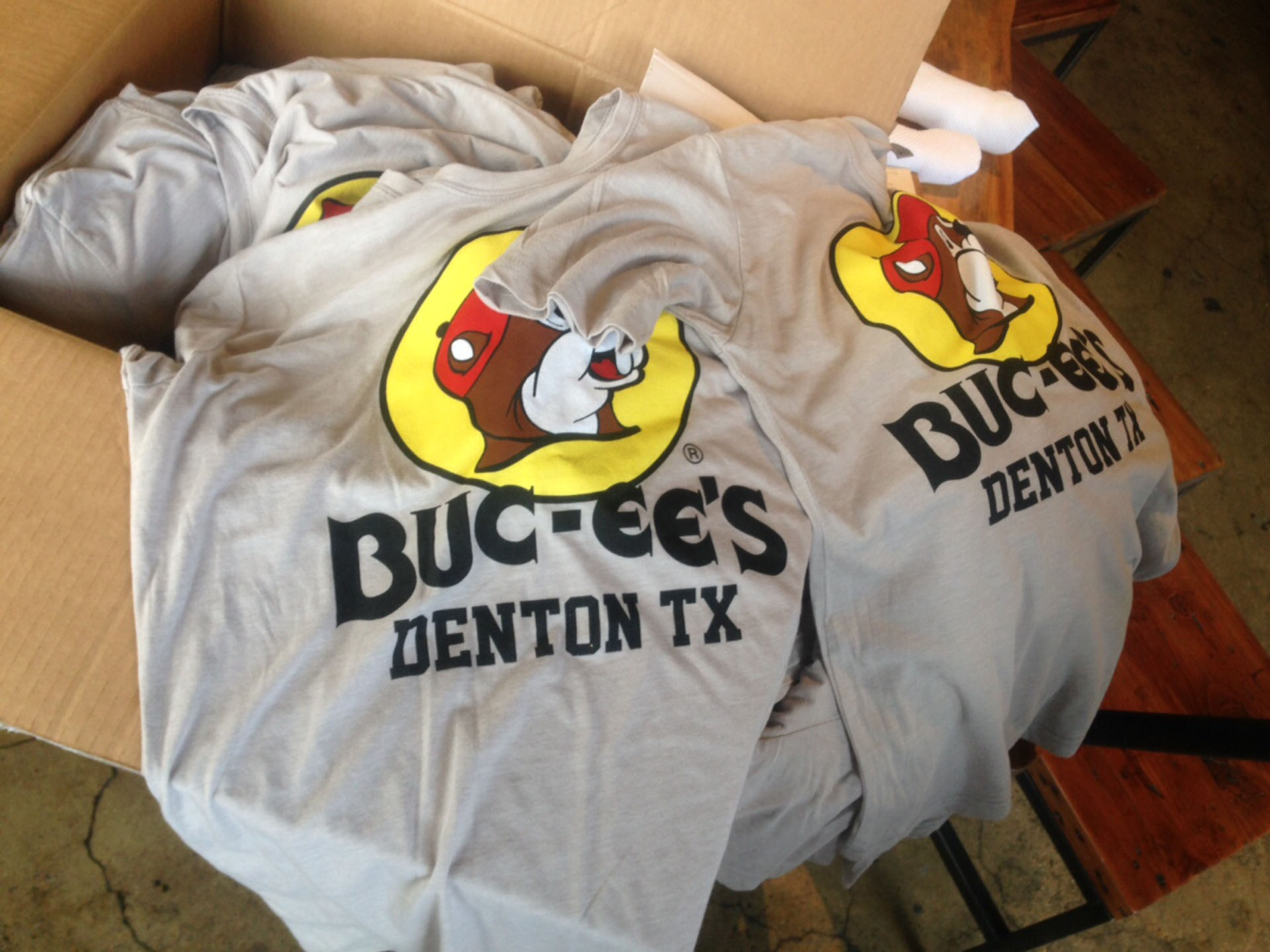 buc ee's 2021 shirt