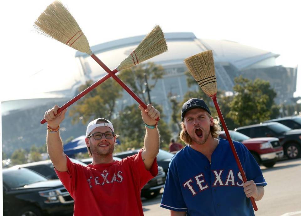 Texas Rangers on X: Looking for a spot to park or tailgate this Sunday?  Our lots open at 10am!  / X