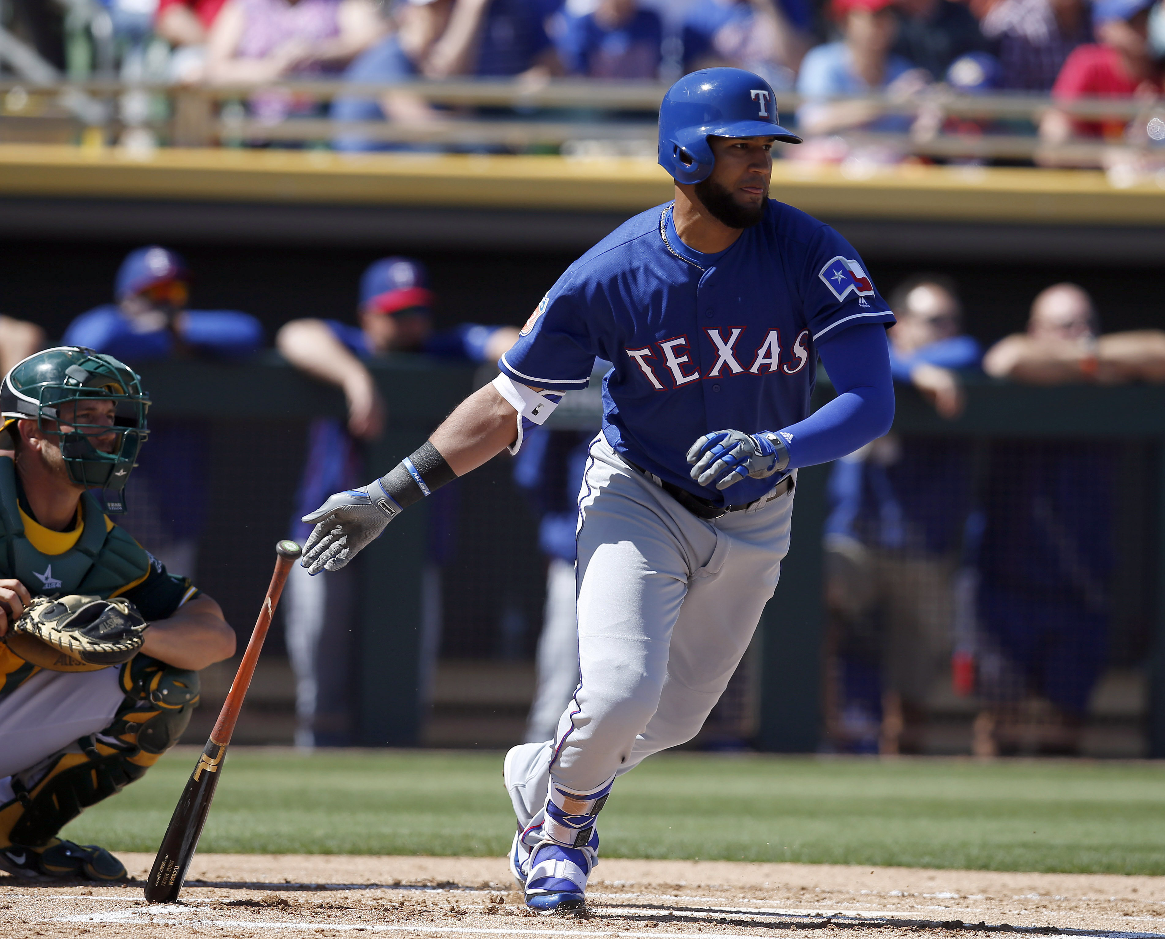 Texas Rangers: Shin-Soo Choo Fractures Forearm