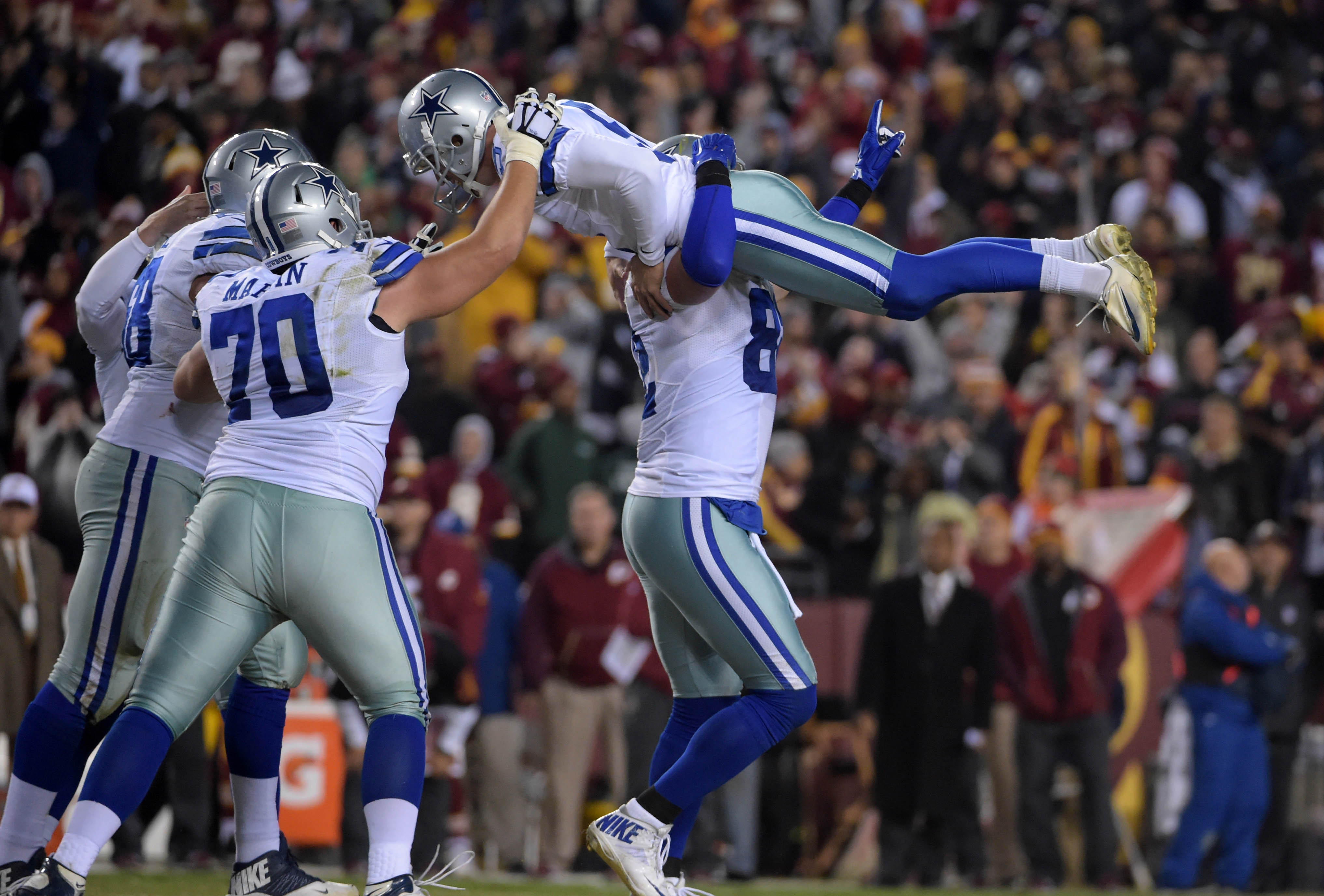 Dallas Cowboys guard Zack Martin (70) takes the field during an