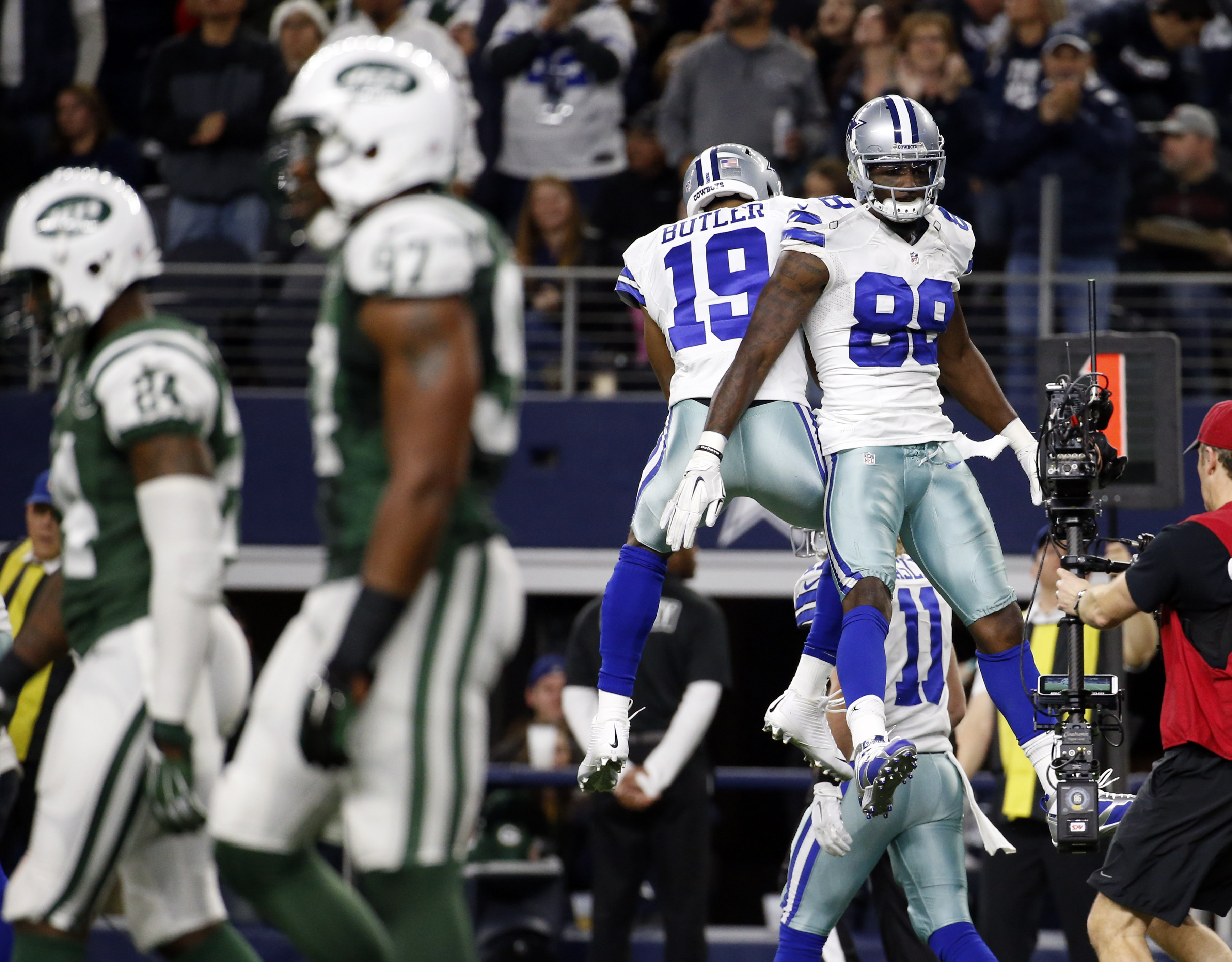 Dallas Cowboys: Profiling WR No. 88 Dez Bryant