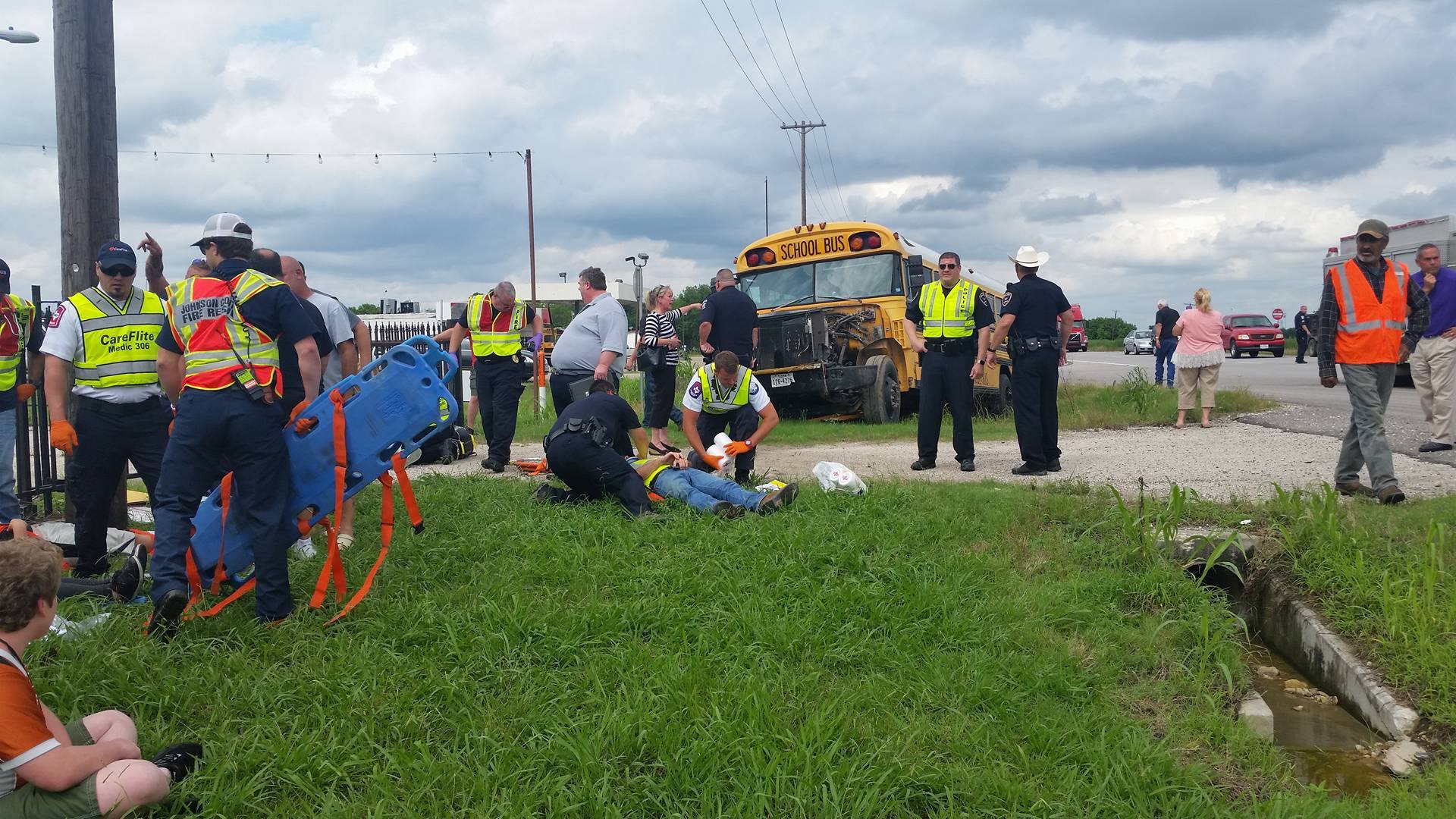 8 injured in Alvarado ISD school bus crash