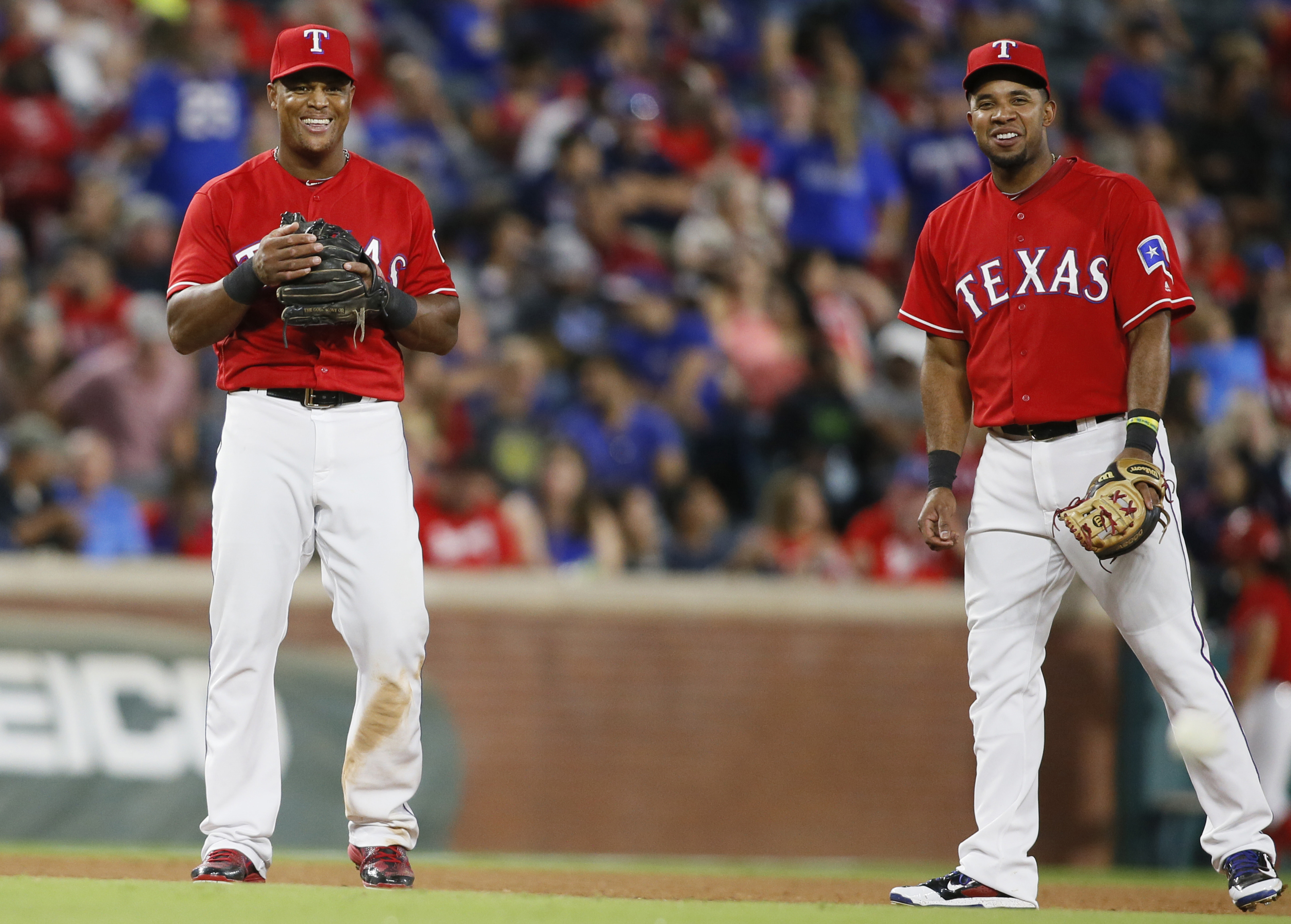 Rangers' Elvis Andrus moving from shortstop to bench role?