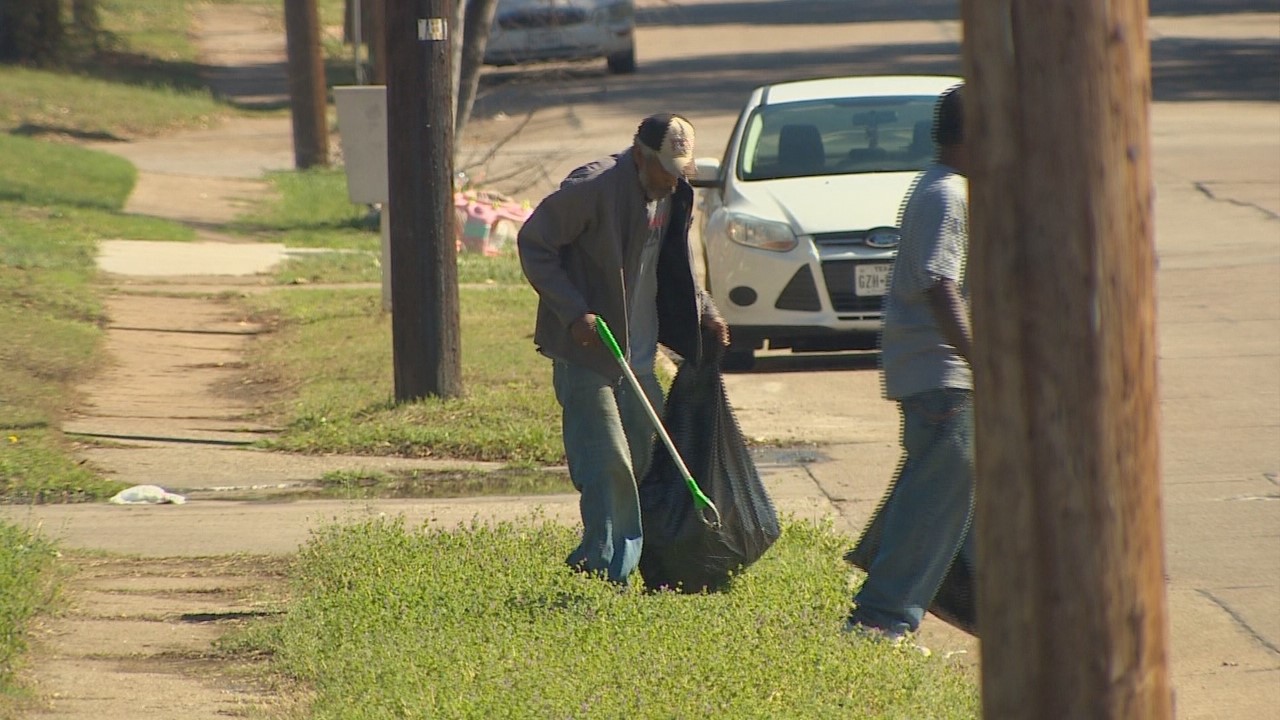 'Hire the Homeless' program helping clean up South Dallas
