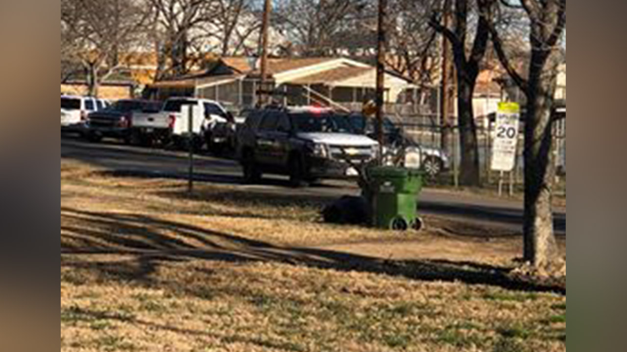 1 shot at Italy, Texas school; suspect arrested