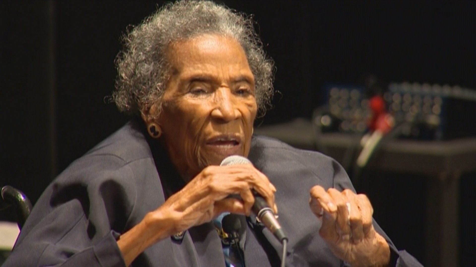 'Civil rights matriarch' inspires Dallas discussion on racism | wfaa.com