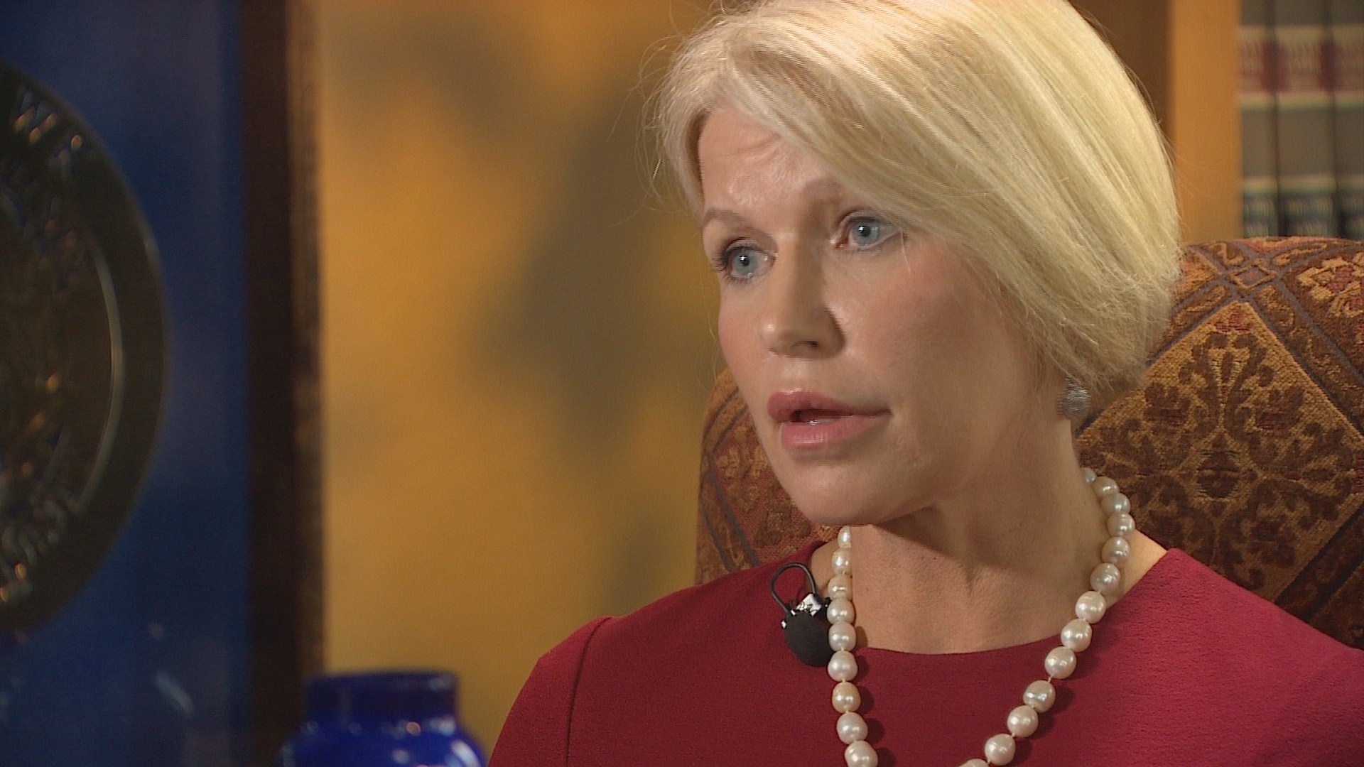 Susan Hawk's Instagram, Twitter & Facebook on IDCrawl