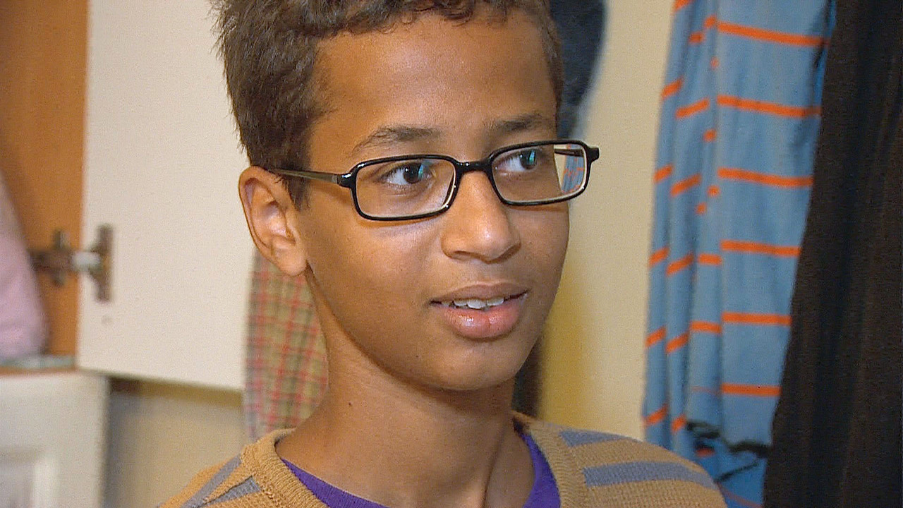 Father of ‘Clock Boy' files defamation suit against media outlets ...