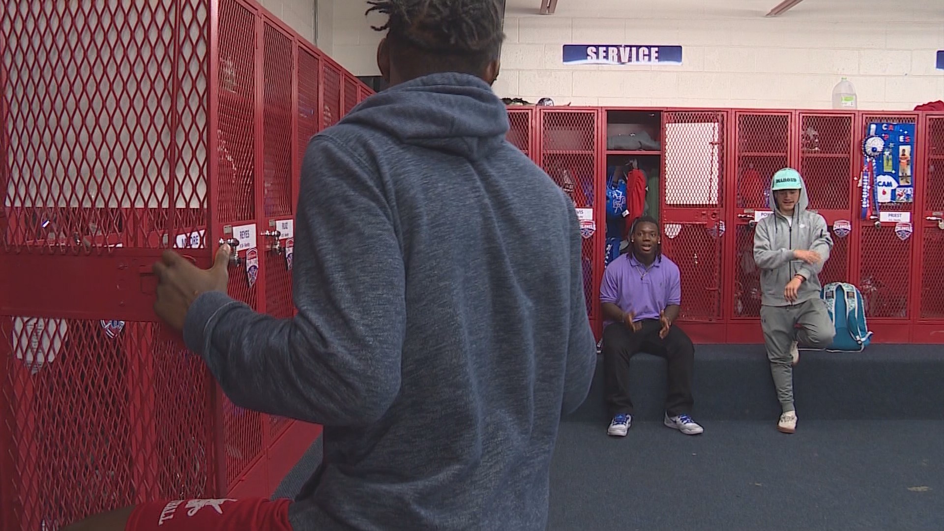 Garland high school proud of 'locker room talk' against domestic ...