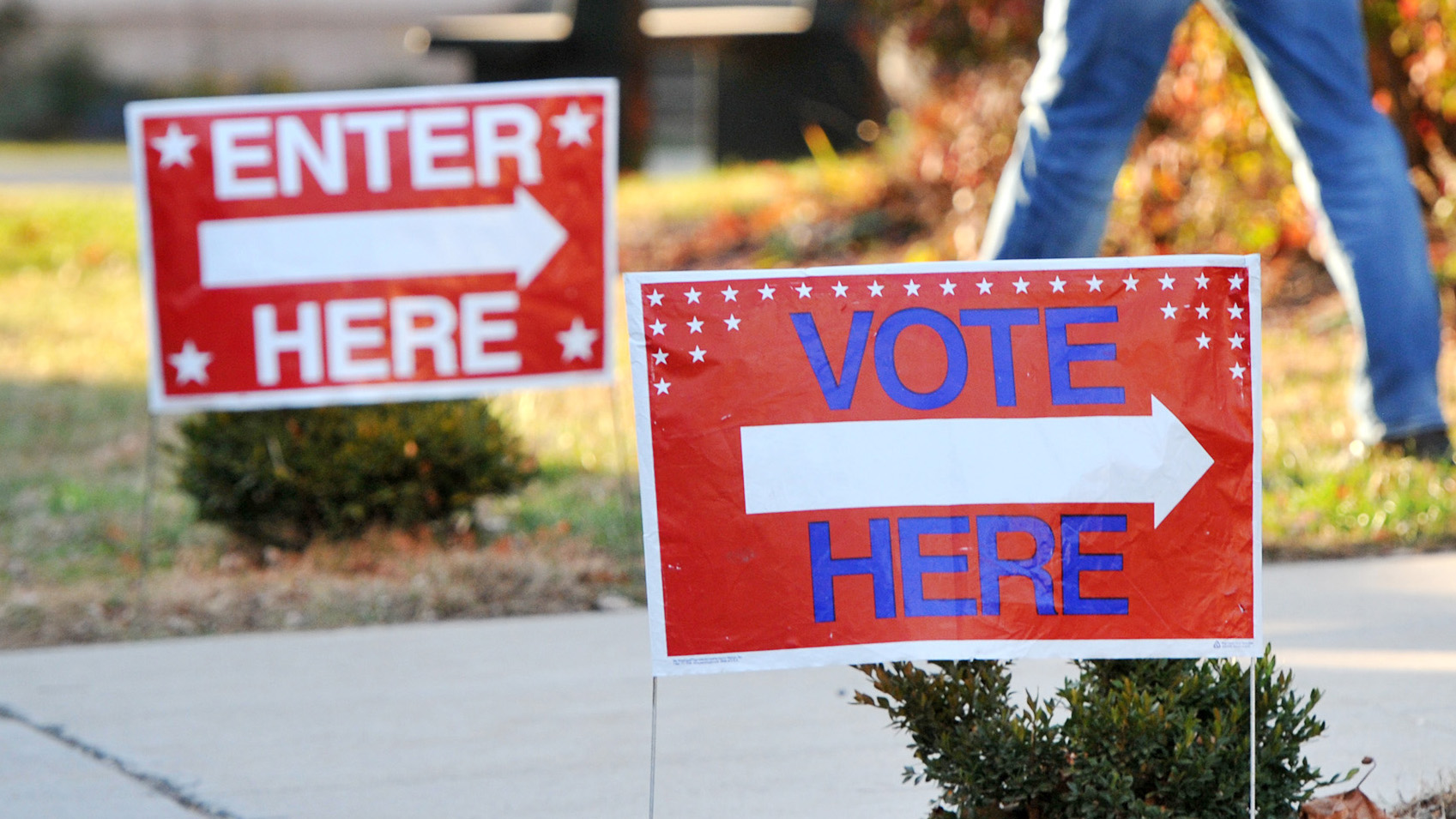 Close vote count equals volatile markets | wfaa.com